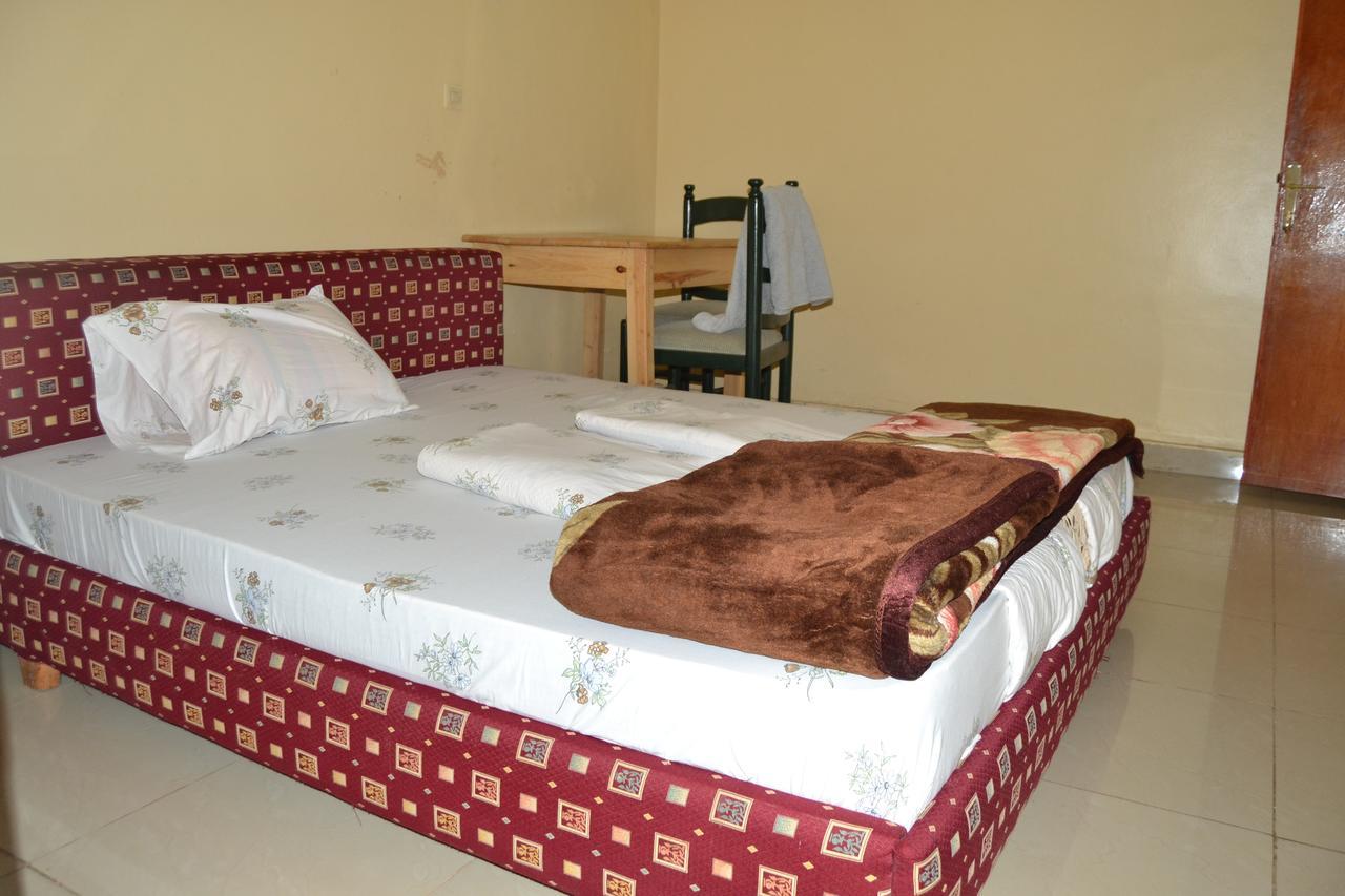 Butare Happiness Star Motel מראה חיצוני תמונה